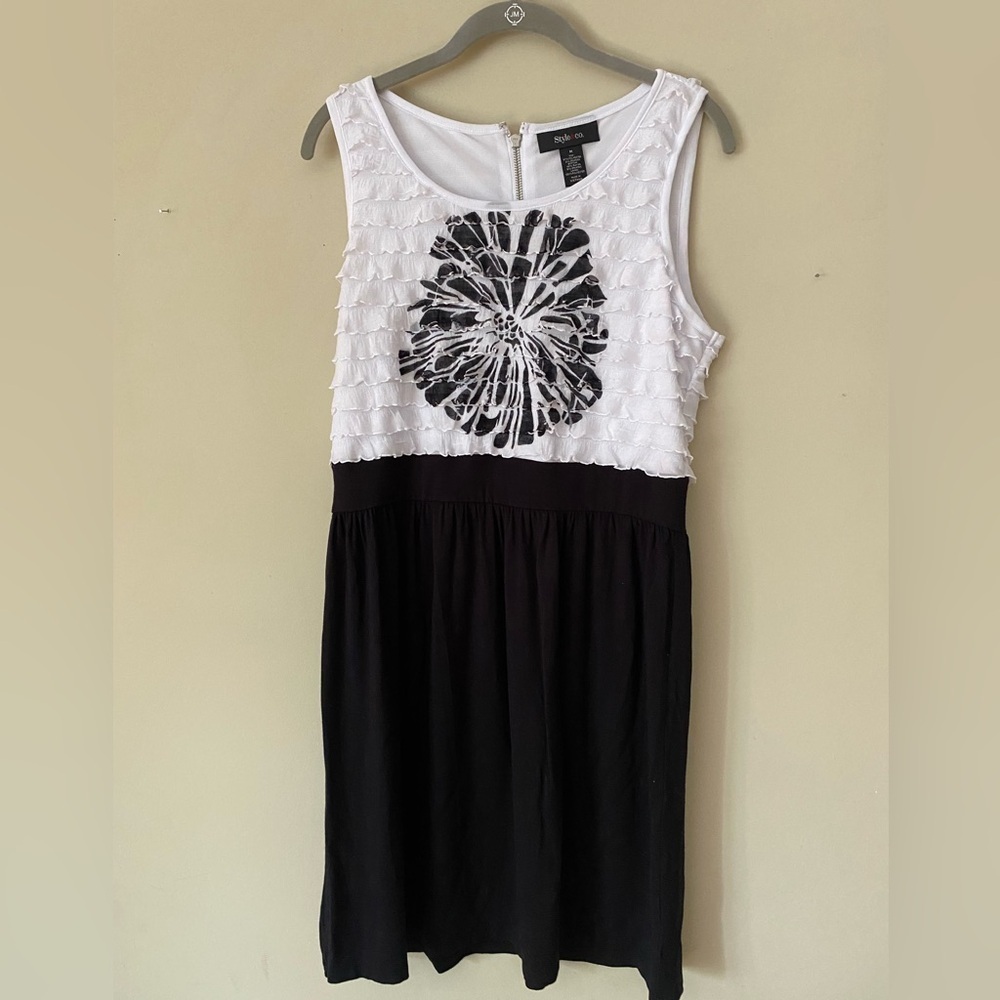 Style & Co. Black and White Floral Motif Dress M
